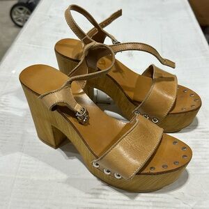 Wooden clog heels sandal, size 39